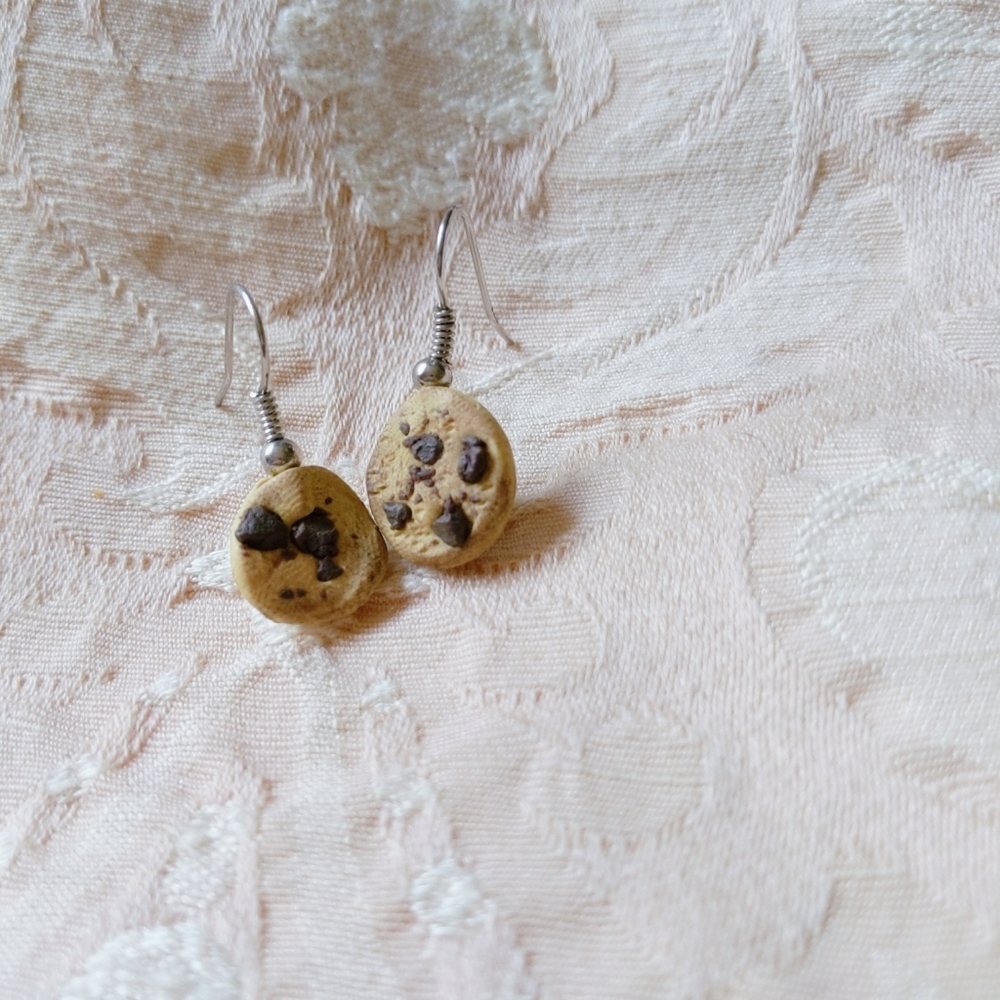 Chocolate chip Cookie Earrings